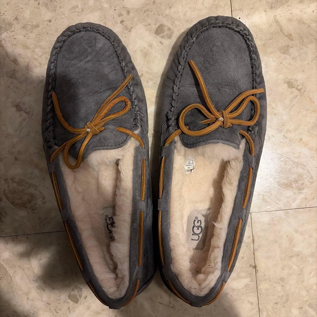 UGG モカシン 美品5612 グレー 25cm - メルカリ