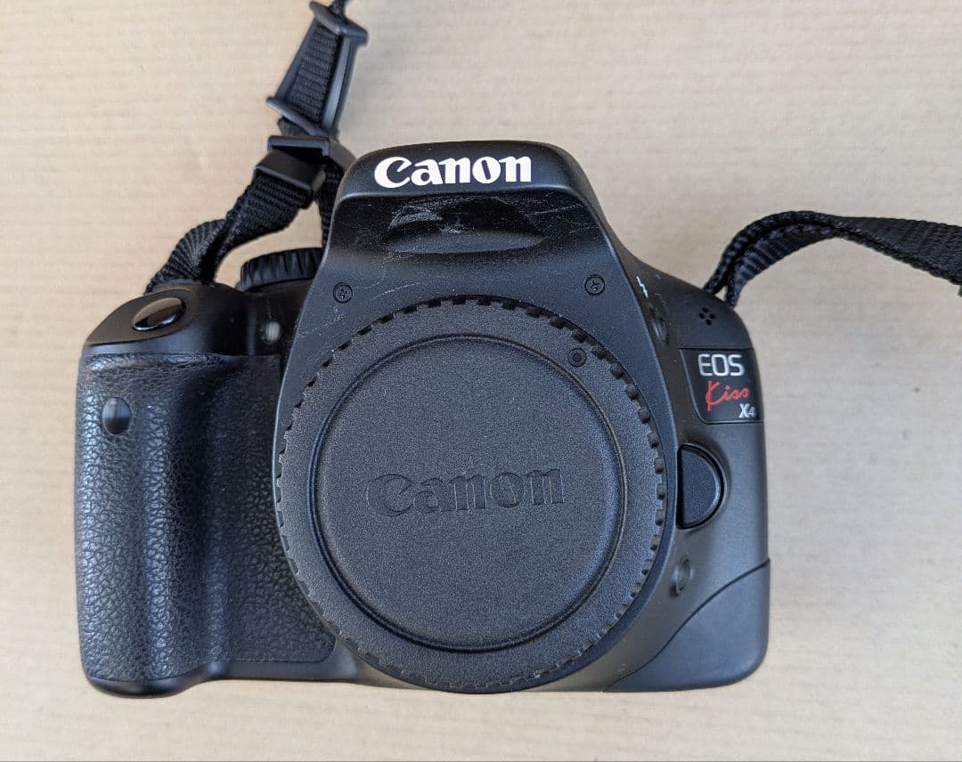 チャコ猫Canon EOS Kiss X4 デジタル一眼レフカメラ レンズ キヤノン、1800万画素CMOS搭載の「EOS Kiss X4」 - 価格.com