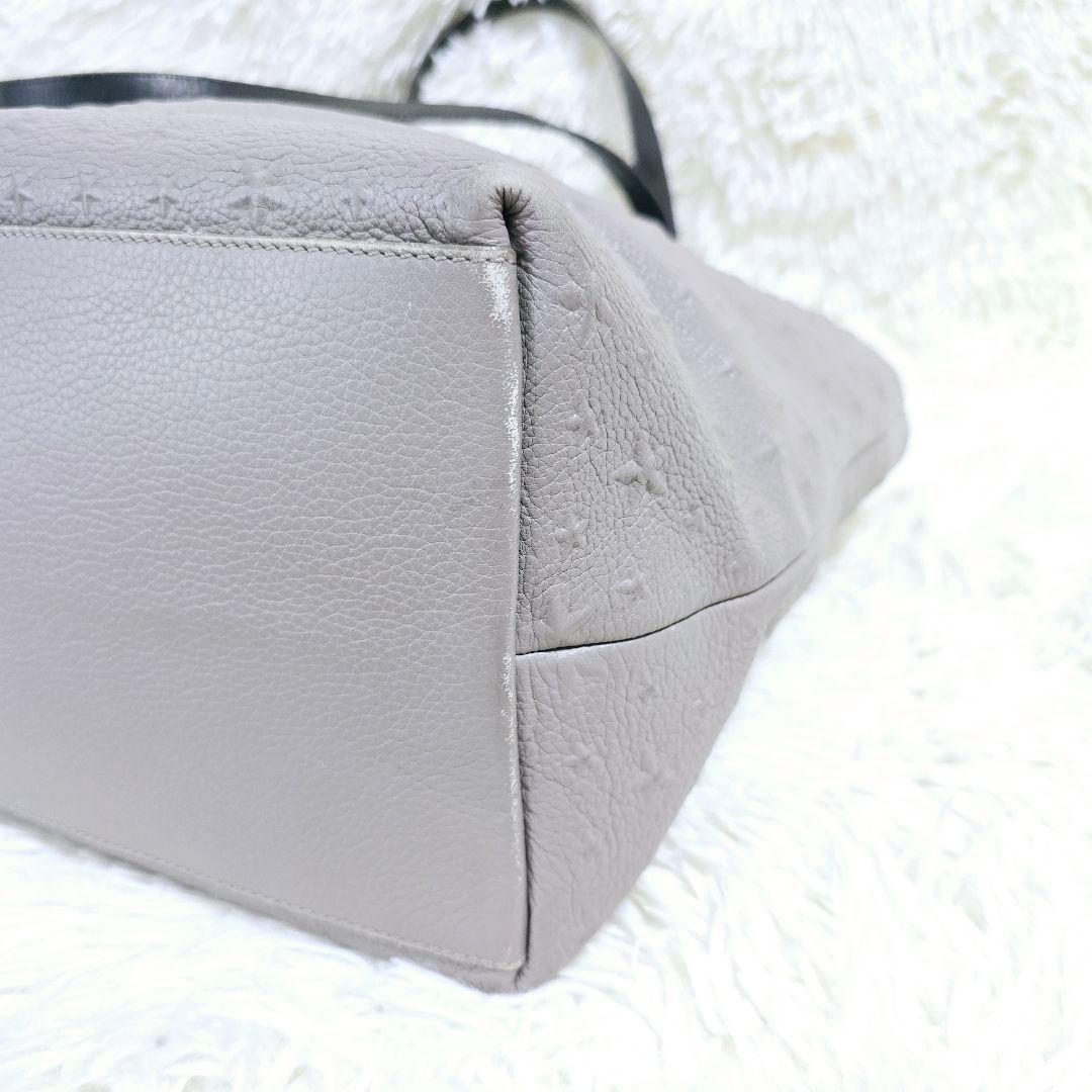 ジミーチュウ トートバッグ ピムリコ スターエンボス 大容量 肩掛け A4