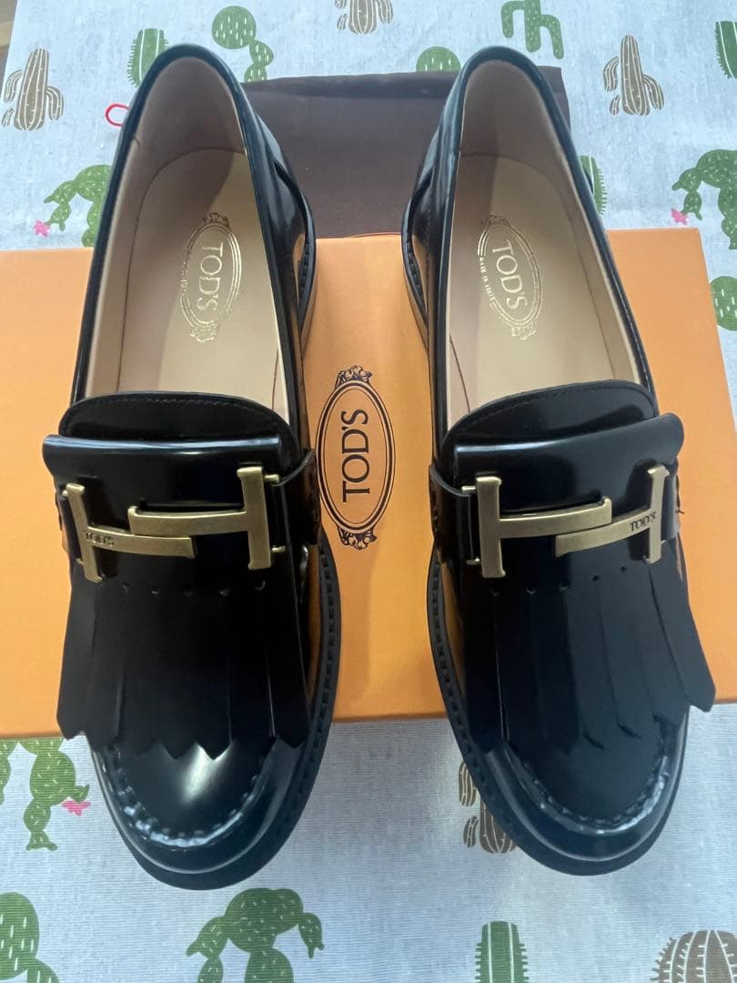 Tods ダブルT レザー タッセル ローファー シューズ ブラック37