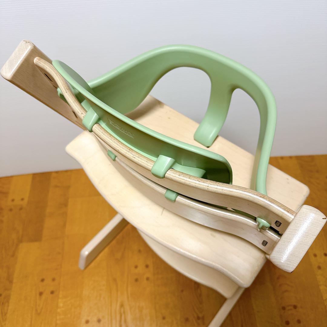 新型ベビーセット付】シリアル4 ストッケ トリップトラップ ホワイト