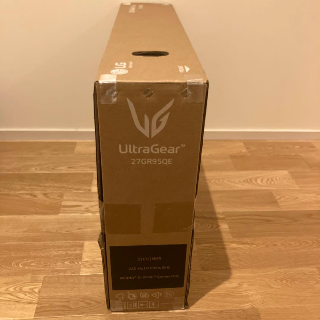 【LG】 UltraGear 27GR95QE-B 240hz 0.03ms