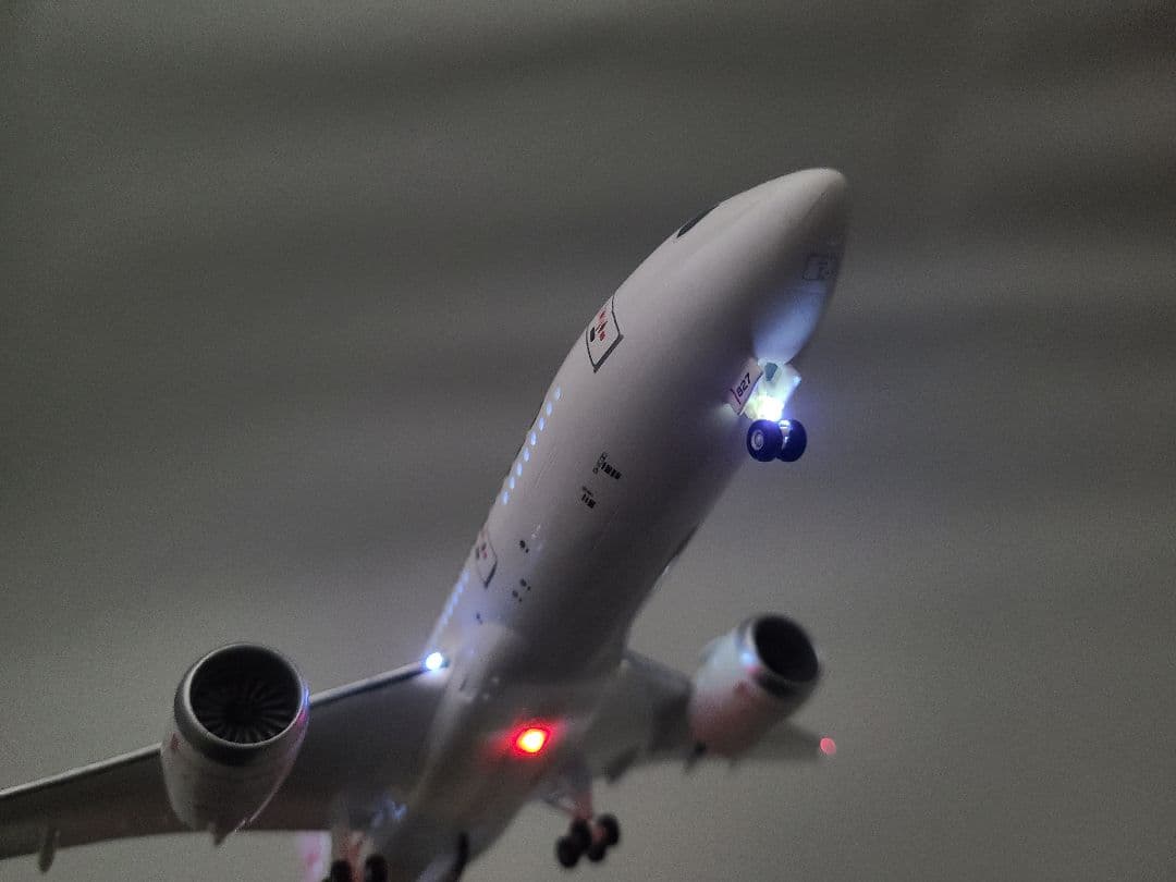 JAL Boeing 787-8 LED 仕様完成品 - メルカリ