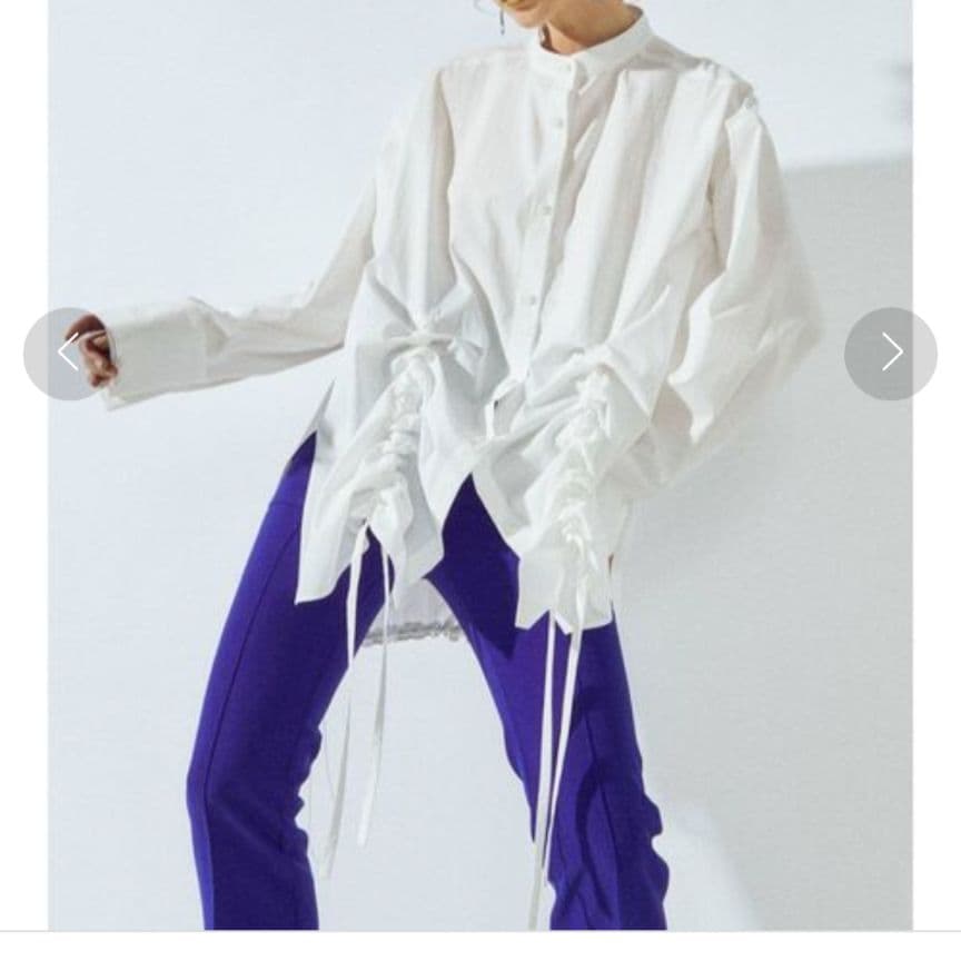 美品）UN3D. ヘムギャザーシャツ ホワイト - メルカリ