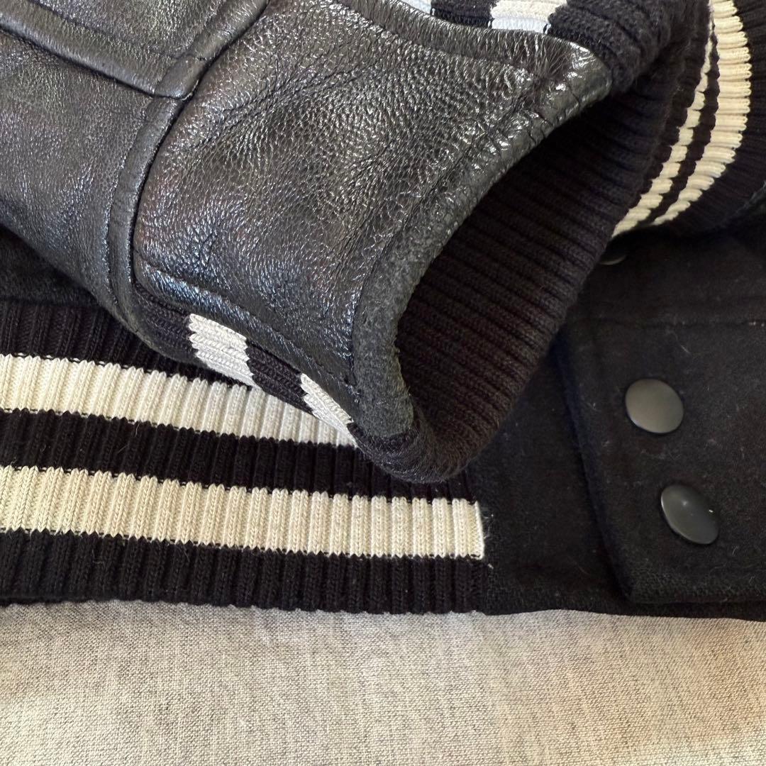 NEW ERA 豪華ワッペン スタジャン NYC 袖レザー 羊革 黒 M - メルカリ