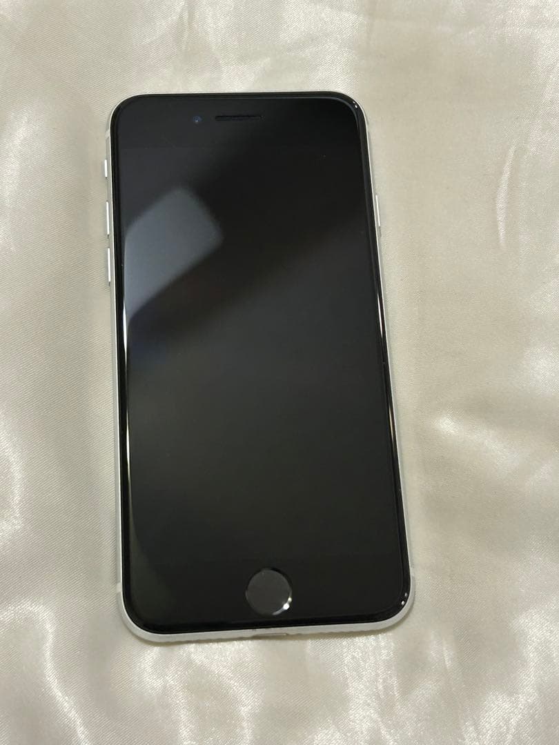 Apple iPhonese第二世代　64GB ホワイト SIMフリー ムスビー｜SIMフリー iPhone SE(第2世代) 64GB ホワイト 電池88% 送料