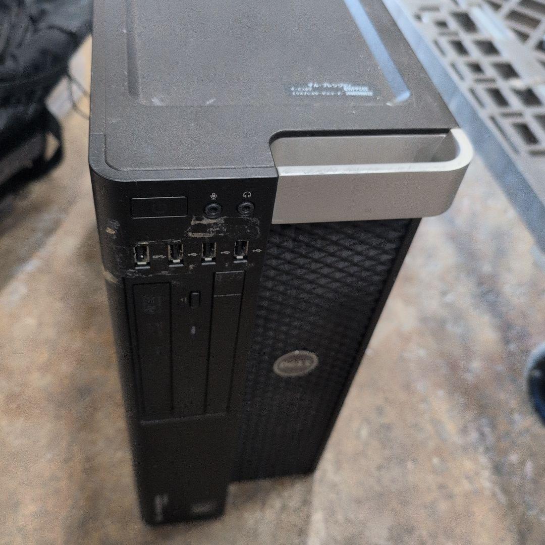 サーバー Dell Precision T3610 Dell Precision T3610 Workstation buy online in Dubai, U.A.E