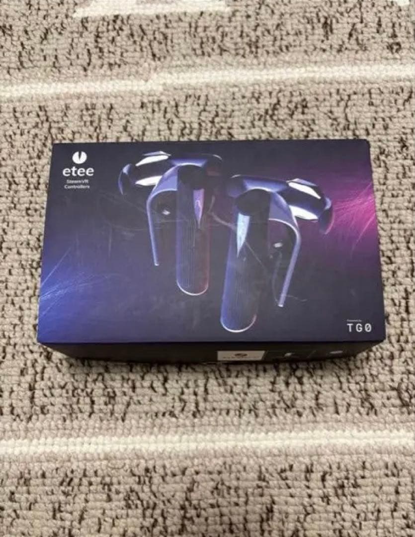Etee SteamVR コントローラー　VR Etee: Button-Free, Finger-Sensing VR Controller Starts Shipping In