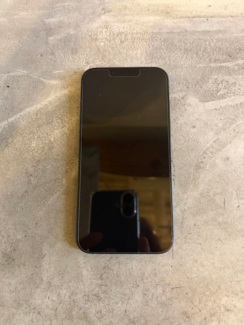 美品iPhone13 256GB ミッドナイト　バッテリー容量100% ムスビー｜○ハピネスネット SIMフリー iPhone13 256GB ミッドナイト