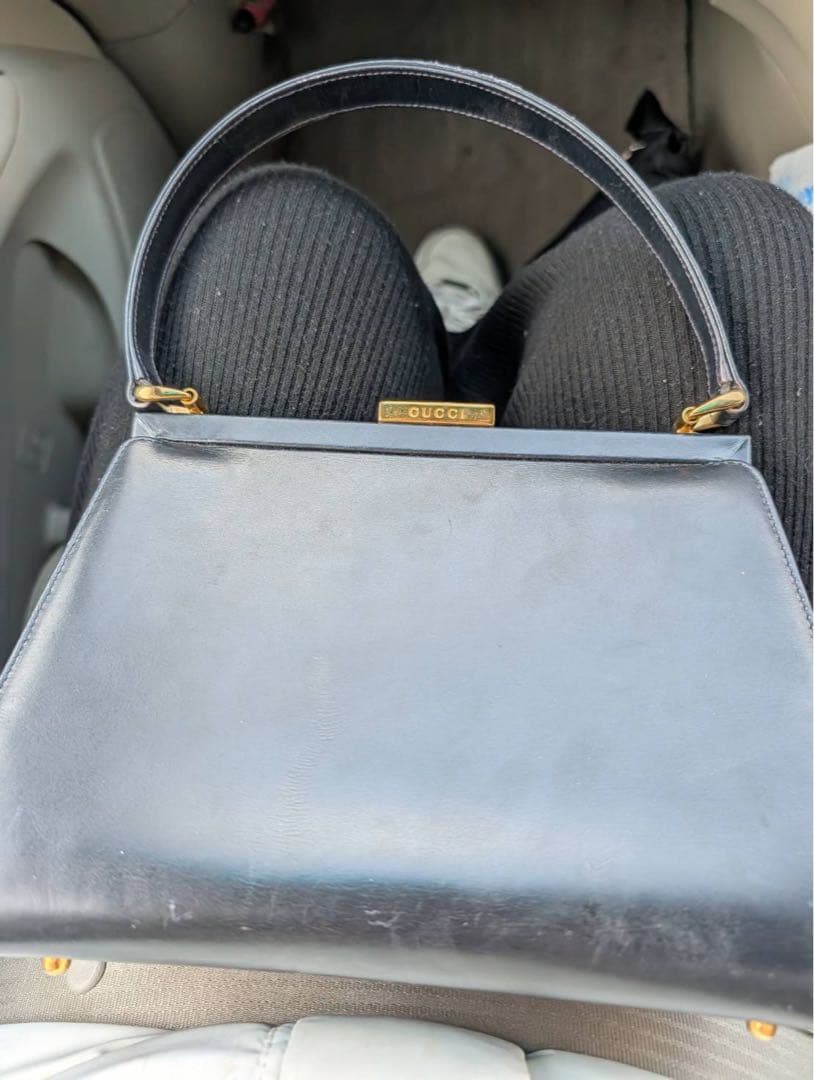 GUCCI グッチ ハンドバッグ レザー ブラック ゴールド金具 イタリア製 GUCCI（グッチ） 美品 グッチシマ ブラック 黒 ゴールド金具 レザー