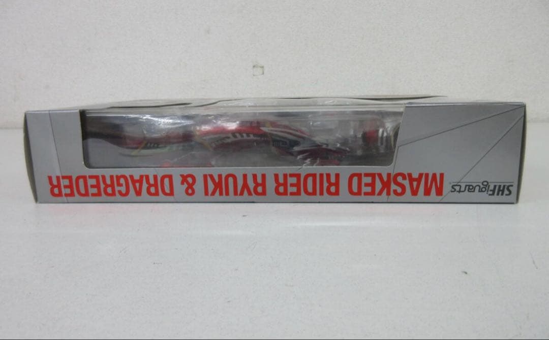 【未開封】フィギュア S.H.Figuarts 仮面ライダー龍騎&ドラグレッダー