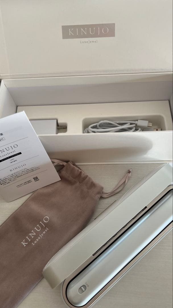 KINUJO LuxeJewel ストレートヘアアイロン 絹女 キヌージョ コードレス アイロン Luxejewel｜KINUJO – CHOUCHOU