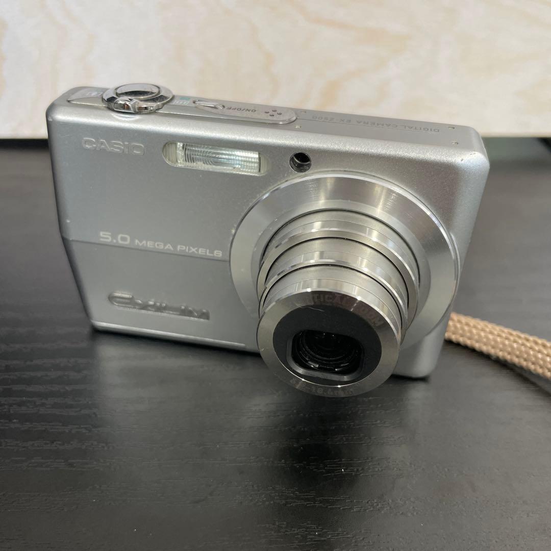 CASIO EXILIM 5.0MP コンパクトデジタルカメラ