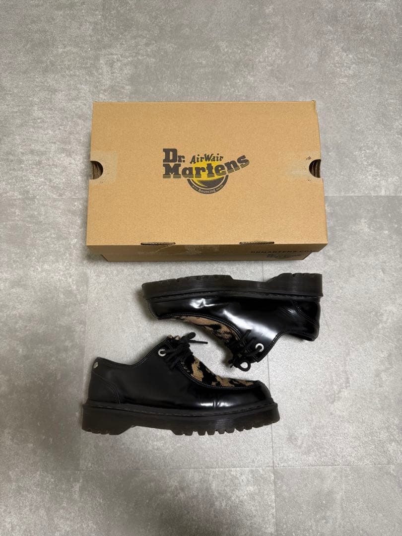 Dr. Martens ZEFFIR ブラック/カモフラージュ - メルカリ