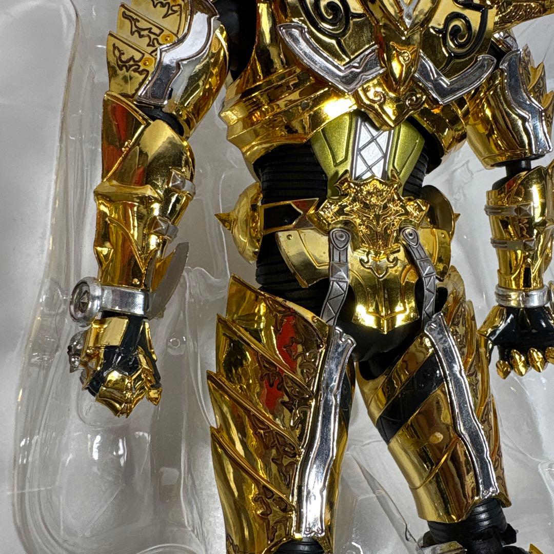 白*狗様 特価品 キラメキビト煌人 魔戒騎士ガロ 牙狼 12インチ 黄金