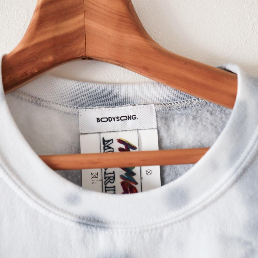 美品 BODYSONG.×MARIKA ITO タイダイスウェット 伊藤万理華 - メルカリ