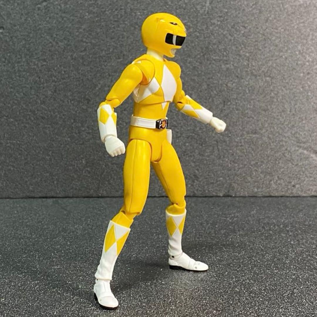 タイガーレンジャー 恐竜戦隊ジュウレンジャー 黄色 黄 S.H.Figuarts