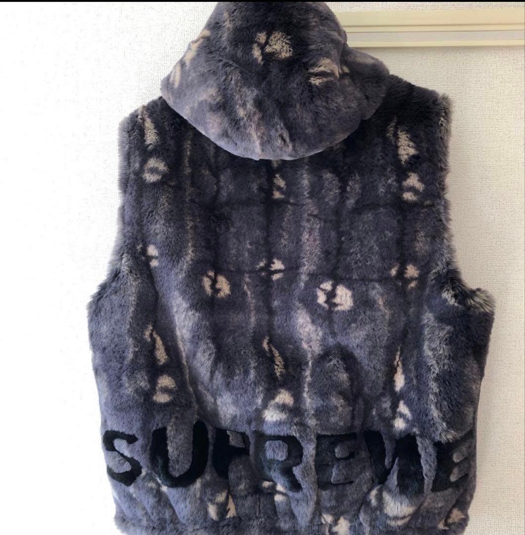 Supreme Faux Fur Hooded Vest 21FW - メルカリ