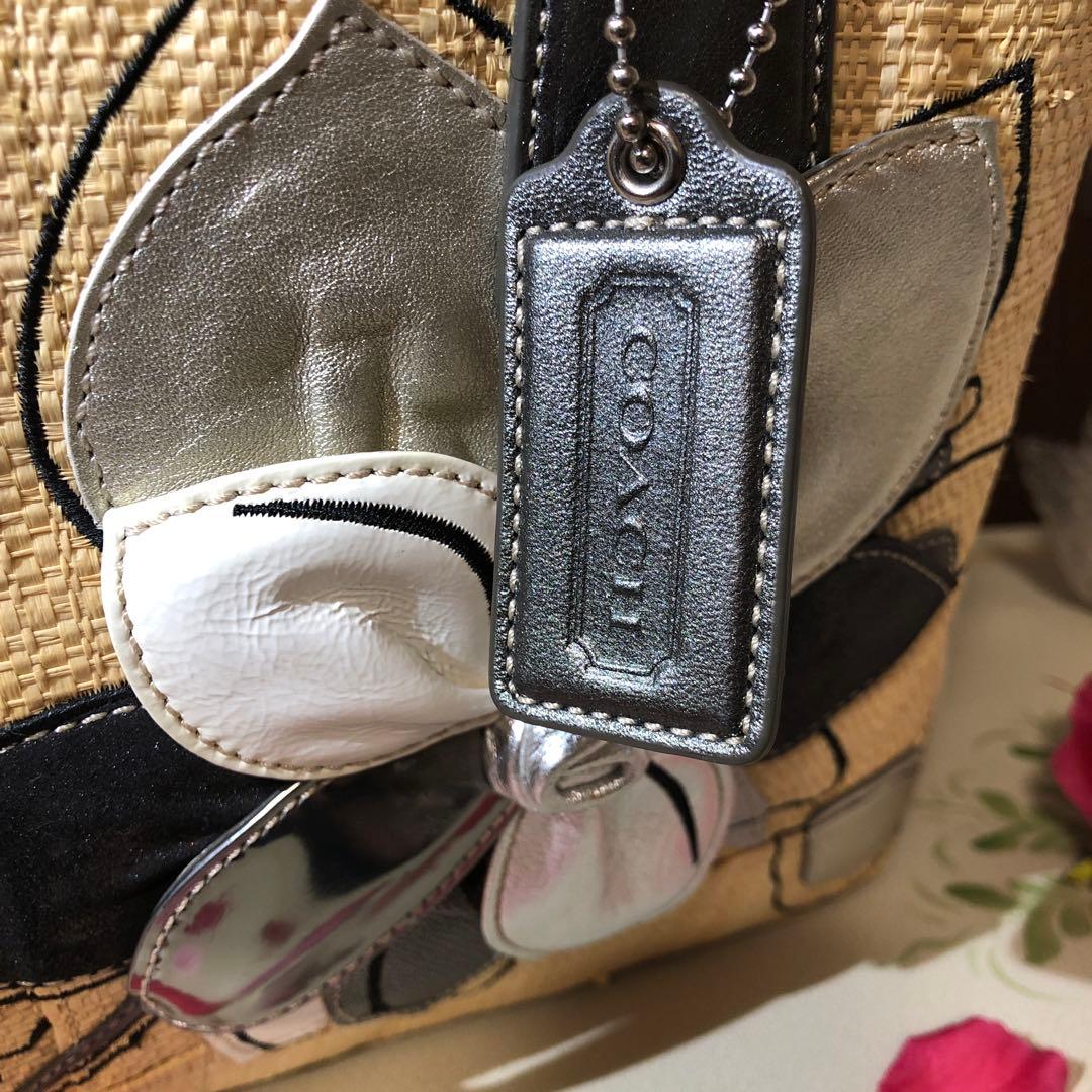 COACHストロートートバッグ フラワーハンプトンズ - メルカリ