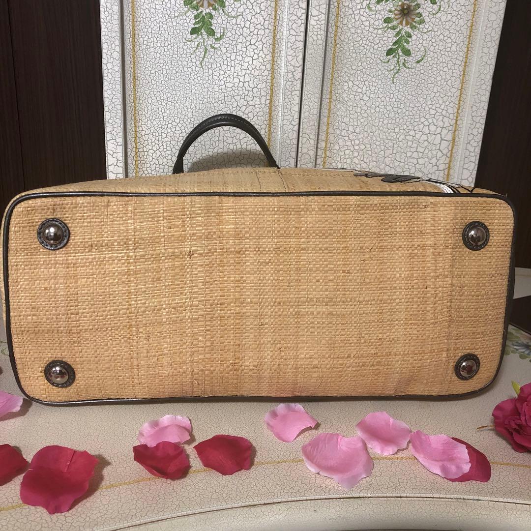 COACHストロートートバッグ フラワーハンプトンズ - メルカリ