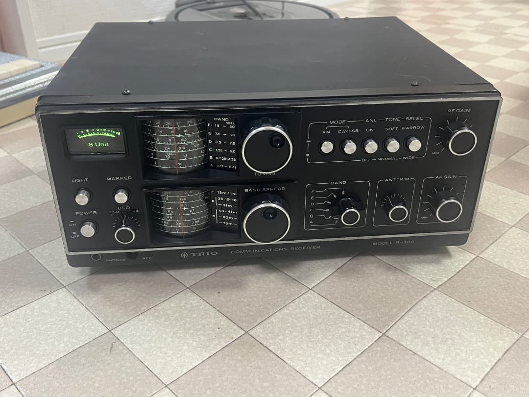 受信機 TRIO R-300 R-300