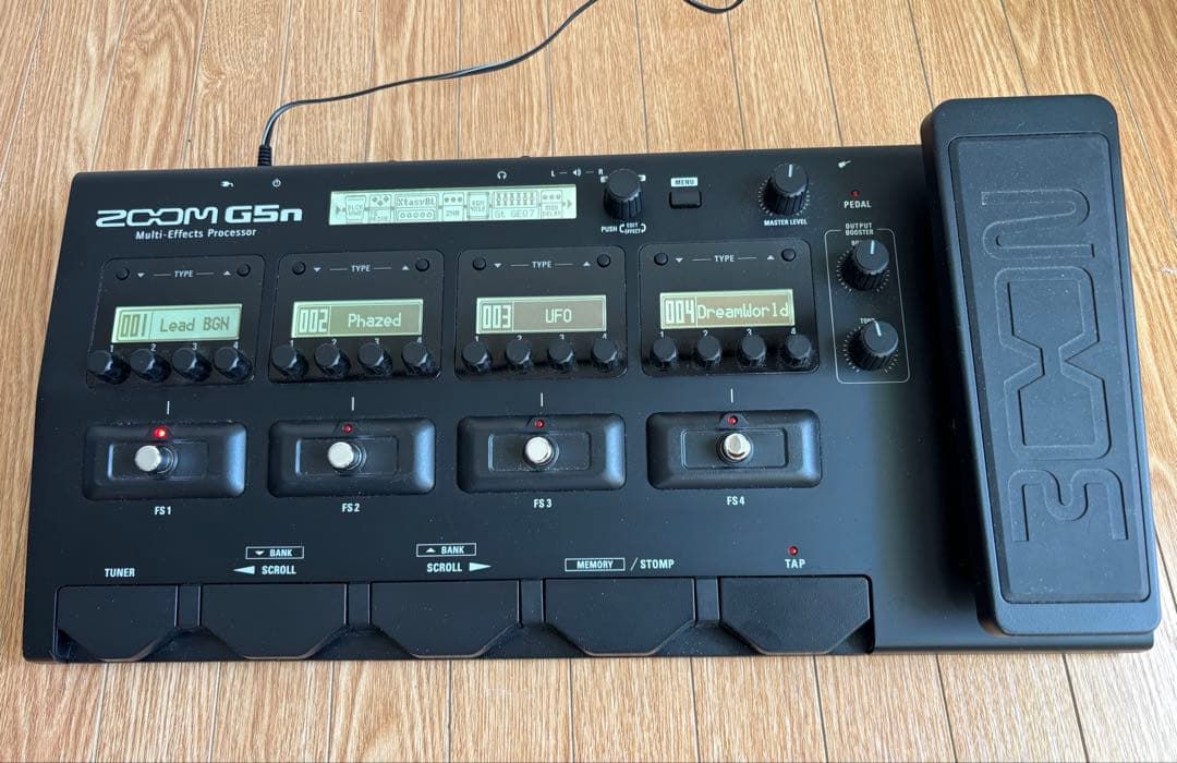 ZOOM G5n マルチエフェクター（美品） Amazon | ZOOM ズーム マルチエフェクター ブラック【メーカー3年延長