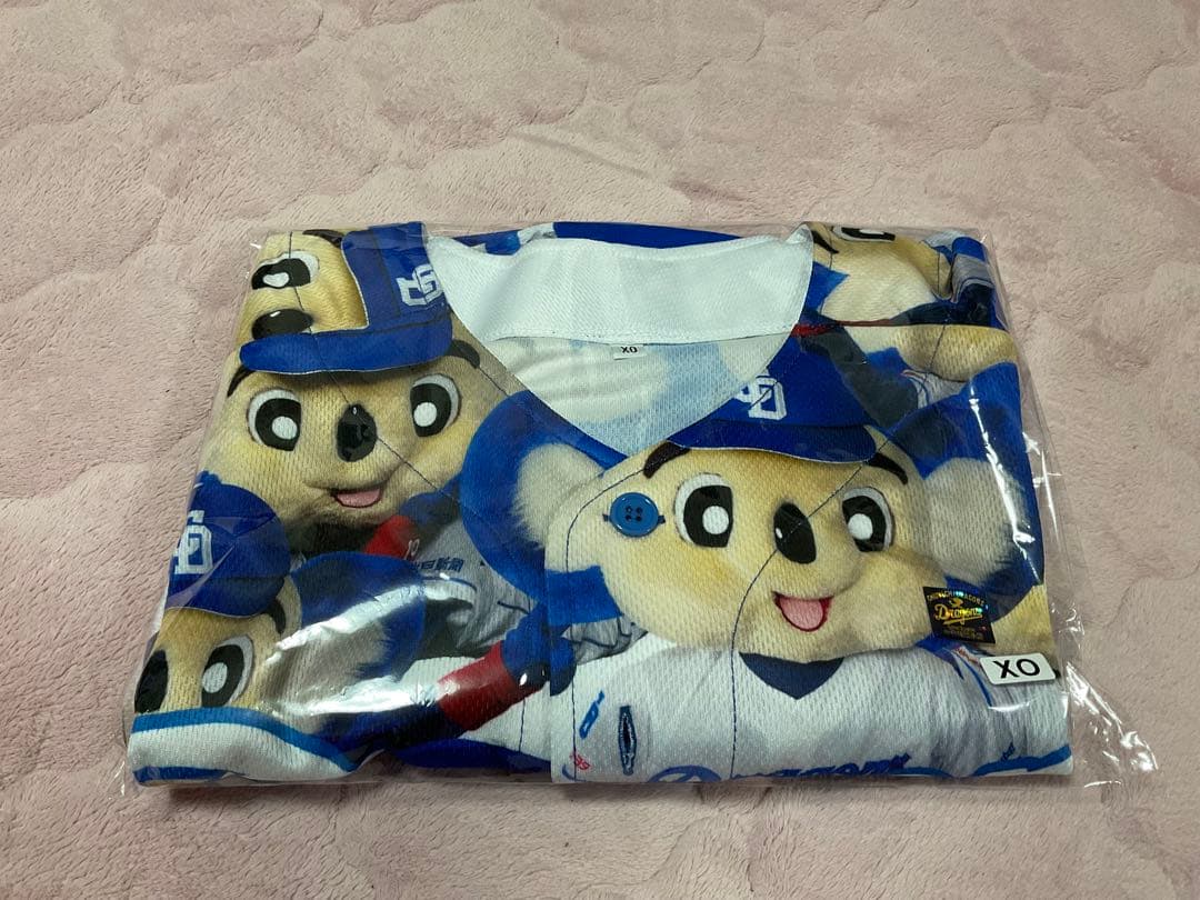 中日ドラゴンズ ドアラまみれユニホーム(XO) ♡新品未使用♡ - メルカリ