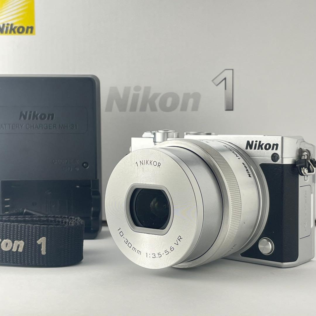 【極上美品・返品保証】Nikon1 J5 標準レンズキット Nikon 1 J ニコン ミラーレス J5 ダブルズームレンズキット ブラック