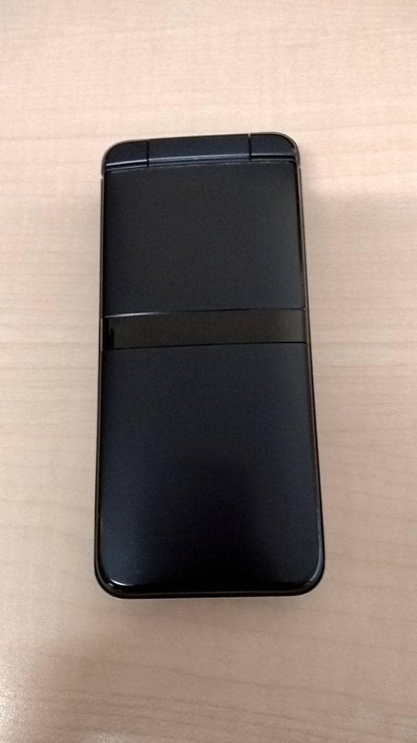 docomo DIGNOケータイ KY-42C( ブラック) - メルカリ