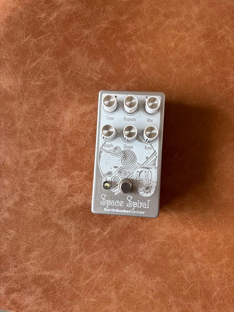 EarthQuaker Devices Space Spiral ディレイ Space Spiral Modulated Delay Device — EarthQuaker Devices