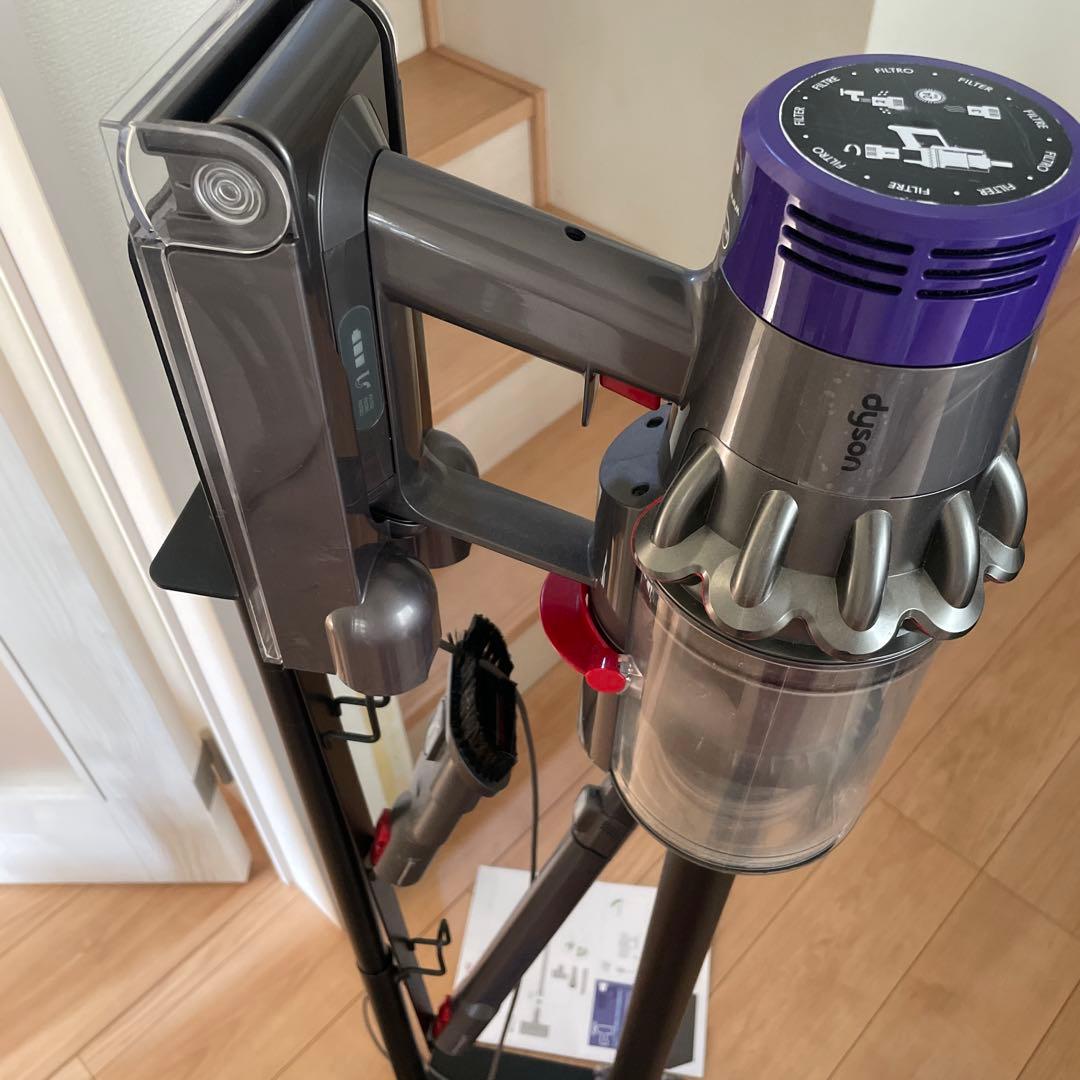 Dyson Cyclone V10 スティッククリーナー本体、V6ハンディー本体