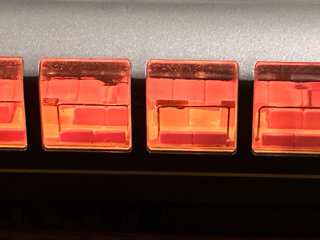 ゆ*ん様 トワイライトエクスプレス24系細部加工品 tomix ライト室内灯点灯