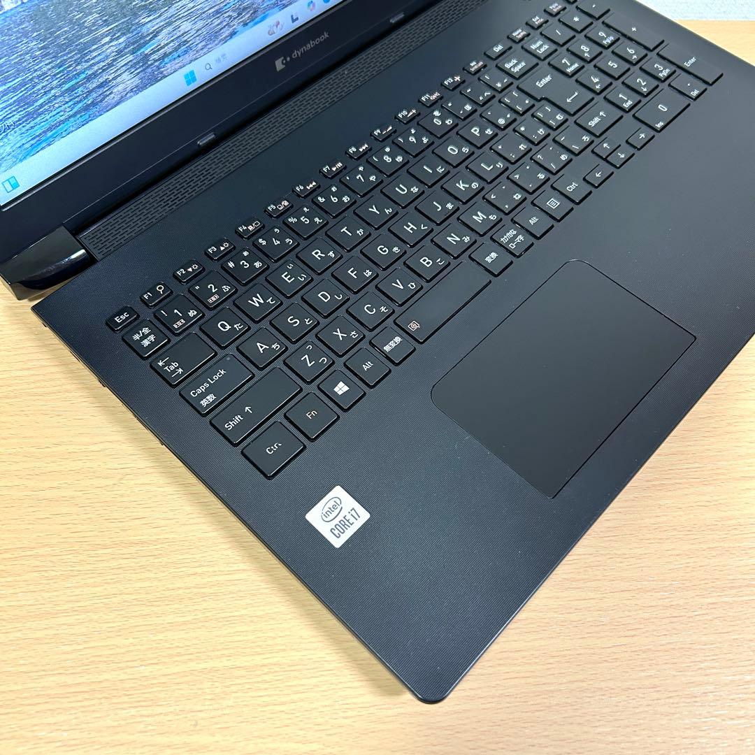 東芝 TOSHIBA dynabook BJ65/FS i7 512GB DVD