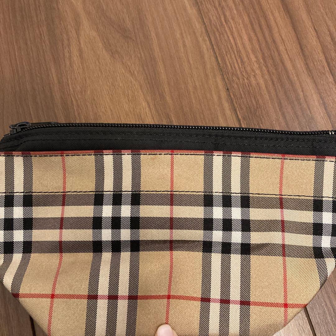 美品 バーバリーブルーレーベル アクセサリーポーチ - メルカリ