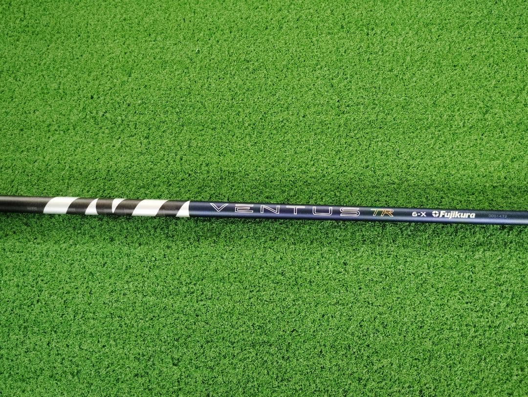 新品】26ベンタスTRブル−ベロコア+ 日本正規品 タイトリストスリーブ