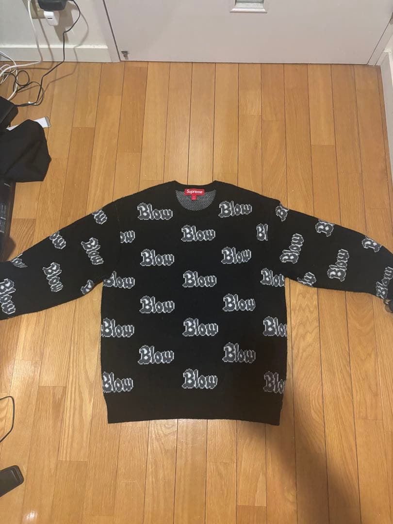 限定モデルSupreme Blow クルーネックセーター S - メルカリ