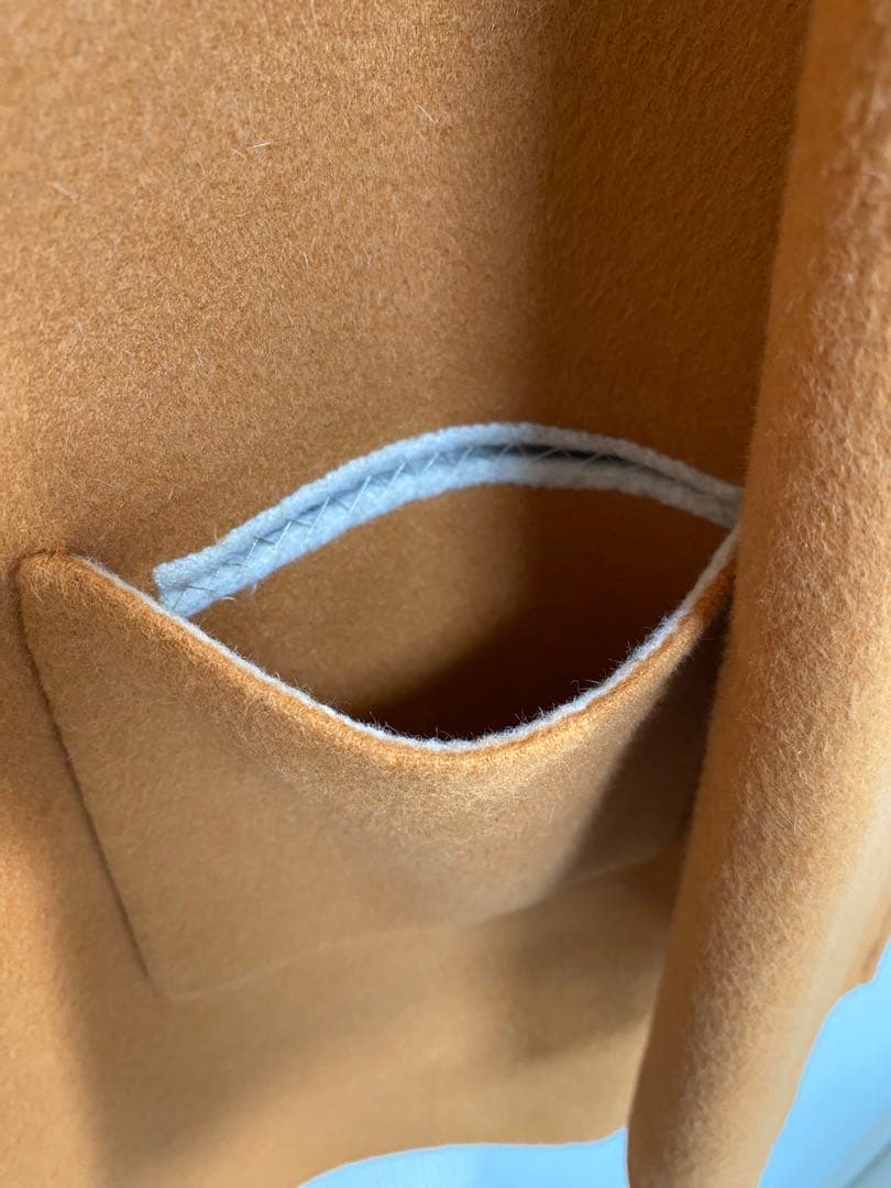 Salvatore Ferragamo オレンジ系 サイズ40 レディースコートの通販