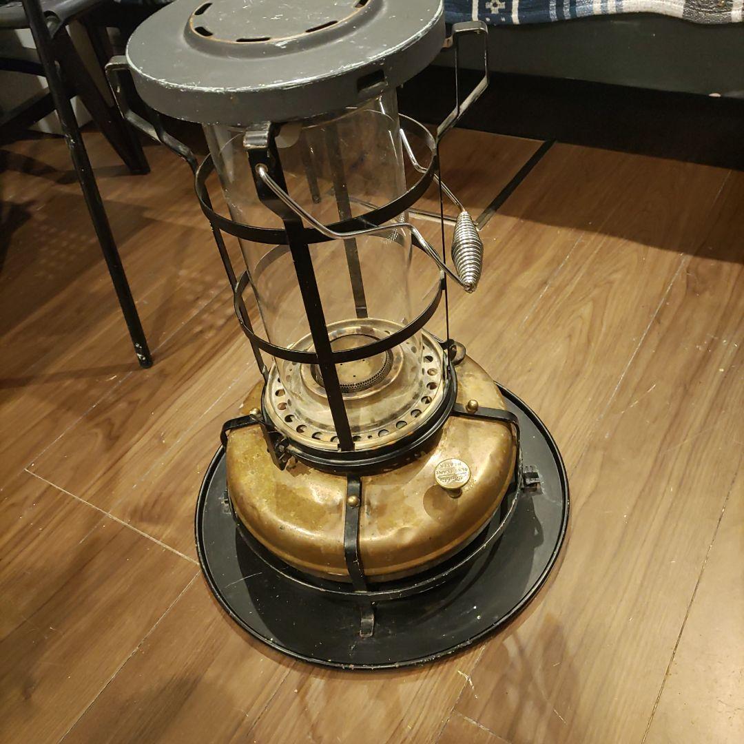 アラジン　ストーブ　飾り物として 要メンテ　レトロ　ヴインテージ　装飾品として 8年くらい飾りものになってた アラジンストーブ よーやくよーやく 復活