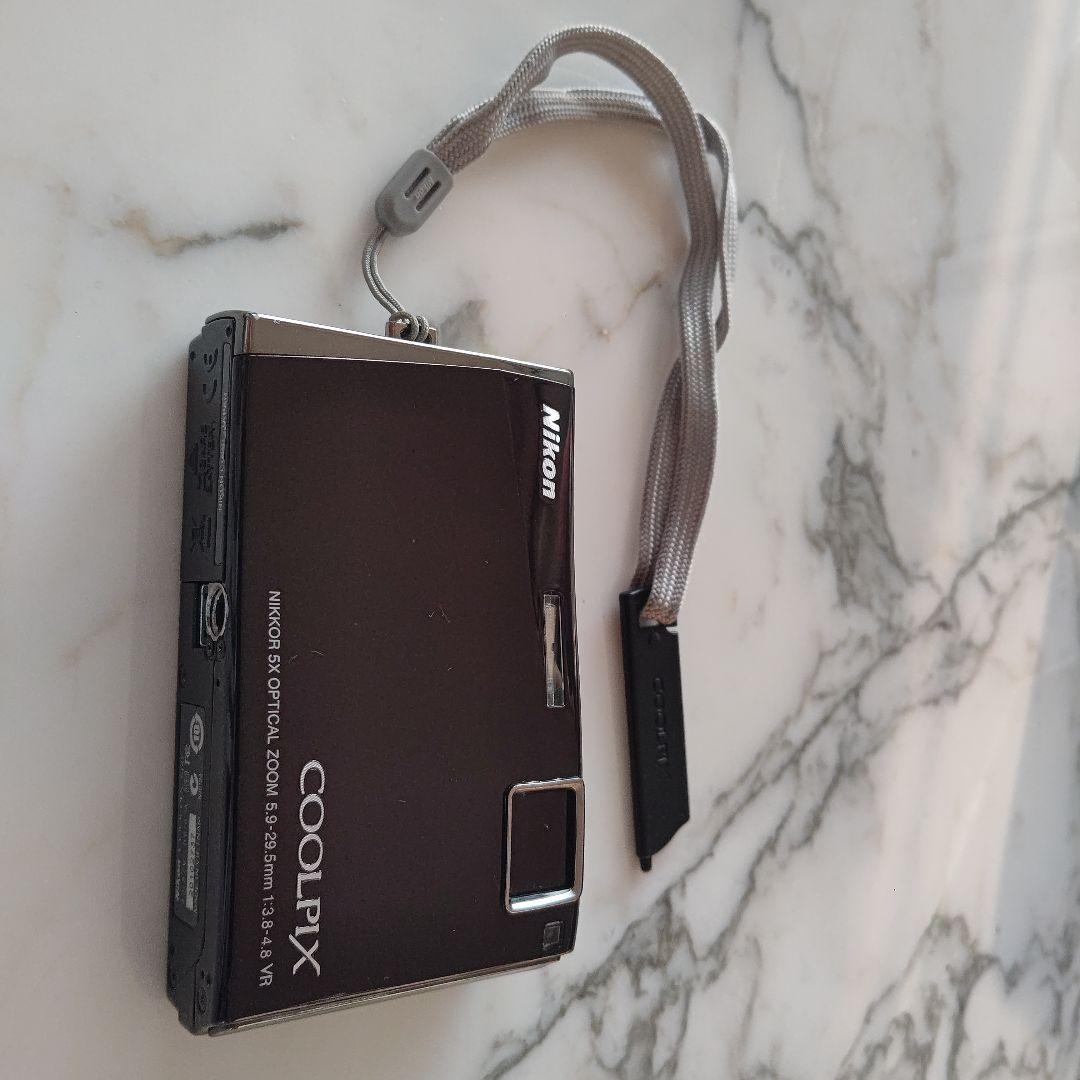 Nikon COOLPIX S60 デジタルカメラ 純正バッテリーチャージャー付