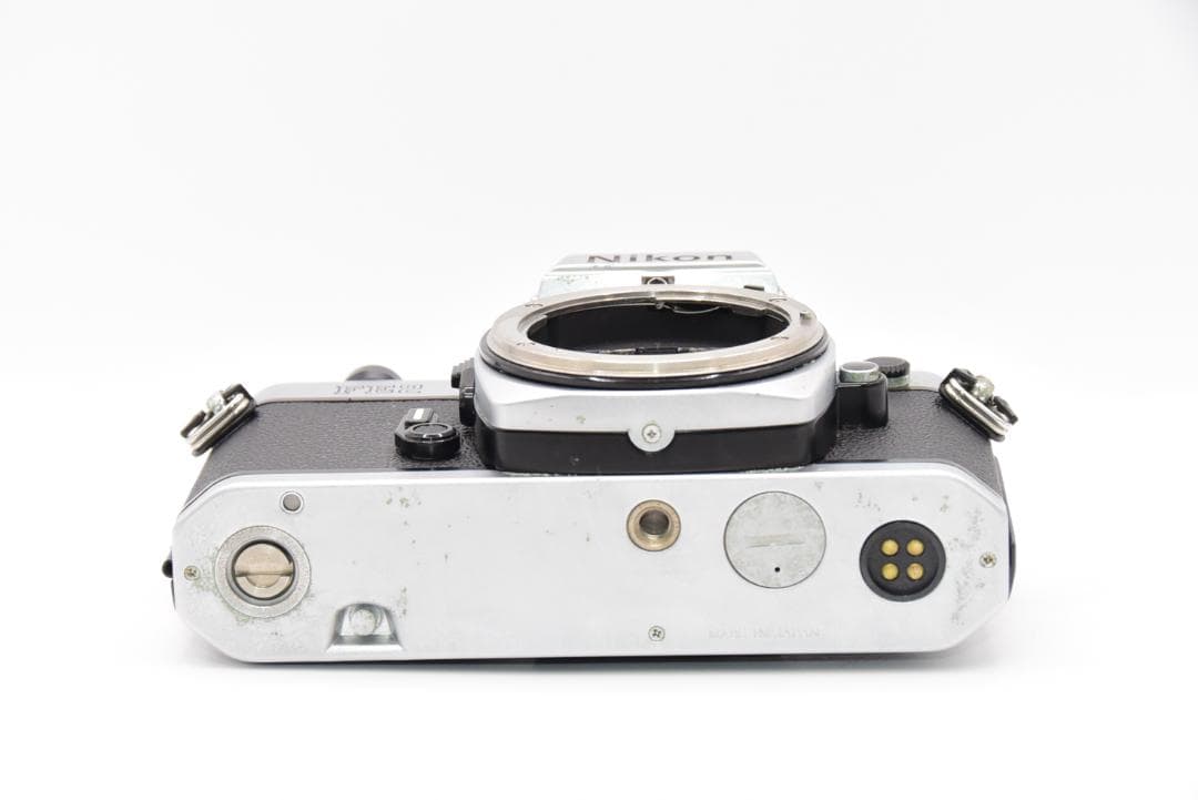 ■ 美品 ■ニコン Nikon FE2 ボディ《露出、シャッターOK》