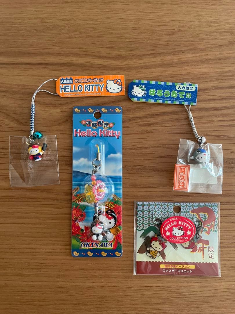 新品未使用 】ご当地ハローキティ ストラップ 4点セット - メルカリ