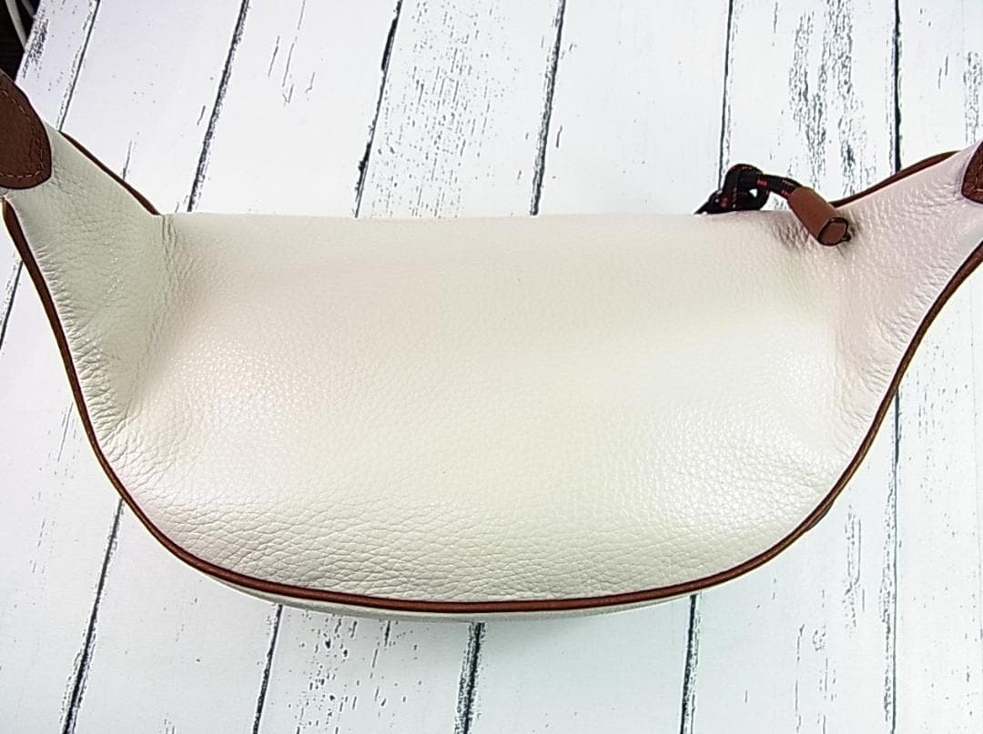 正規美品コーチxDisneyコラボ ウエスト＆ボディバック 3747 ミッキー