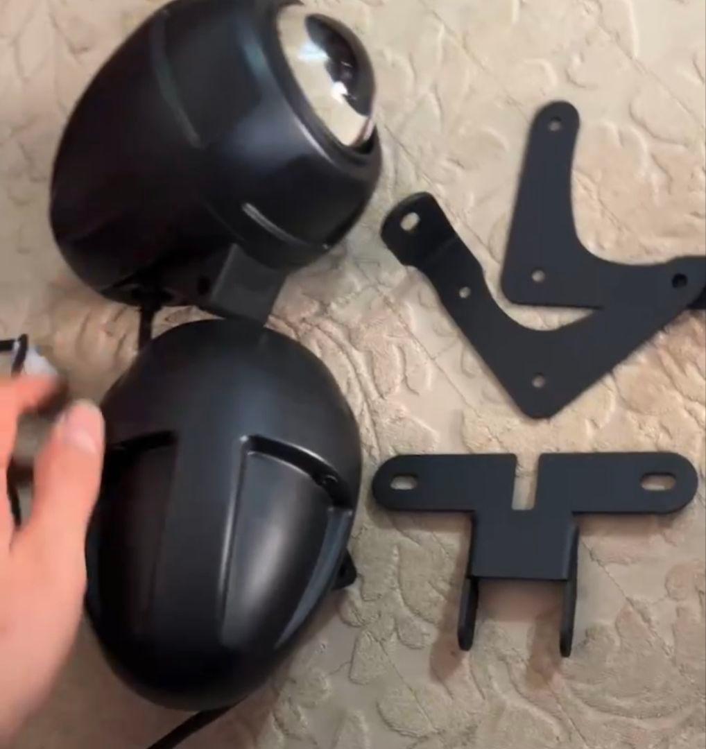 MOTOBOX レブル250 500 ヘッドライト 縦目 LED2灯化 キット - メルカリ