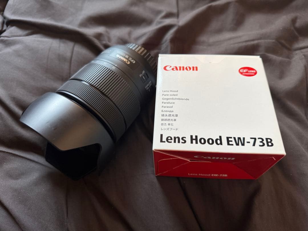 極美品！Canon EF-S 18-135mm レンズ + EW-73B Amazon.com : Canon EF-S 18-135mm f/3.5-5.6 is Standard Zoom Lens