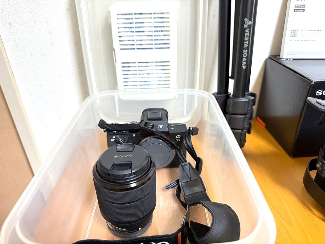 SONY α7Ⅲ 必要なモノのみ選択可 本体、レンズ等 - メルカリ