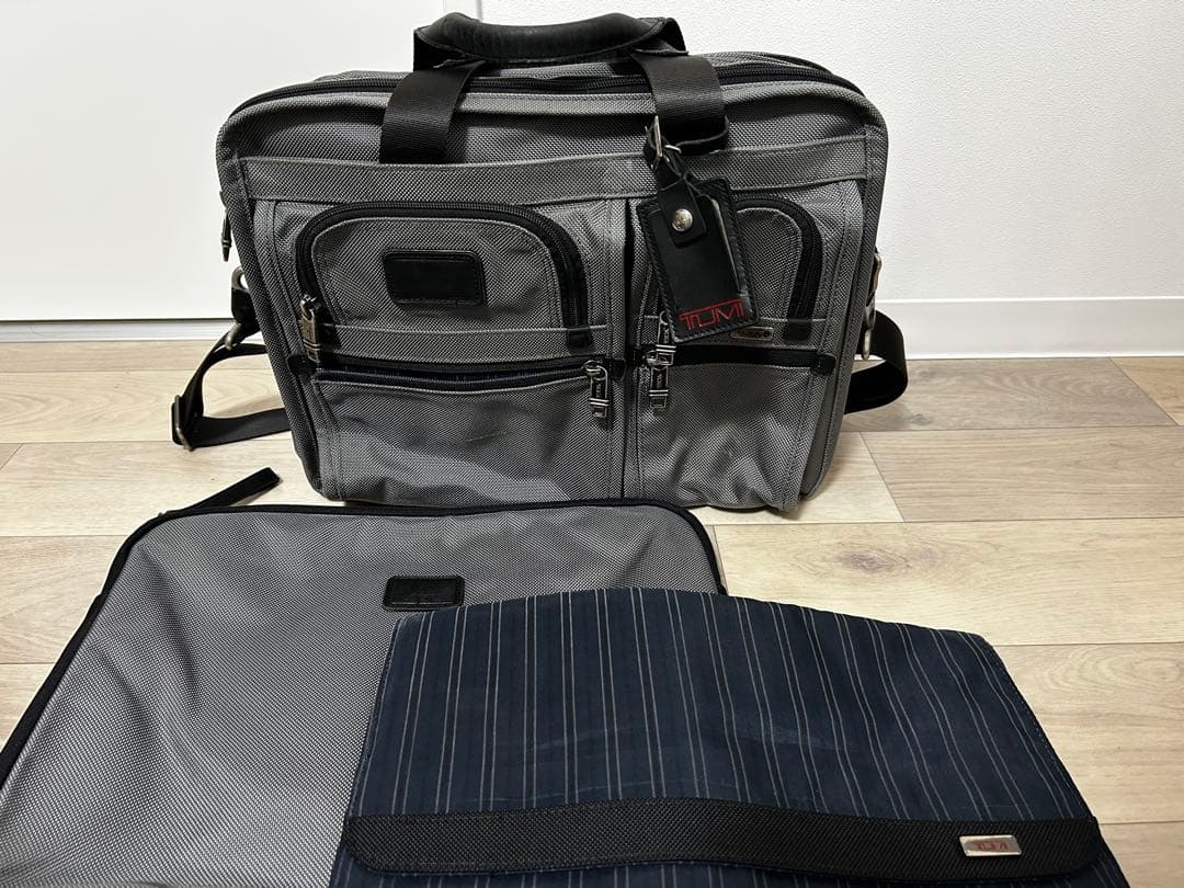 【セール❣️】トゥミ　TUMI　ビジネスバッグ　2way　限定色グレー 2層式 楽天市場】ビジネスバッグ 2way（ブランドトゥミ）（バッグ｜バッグ