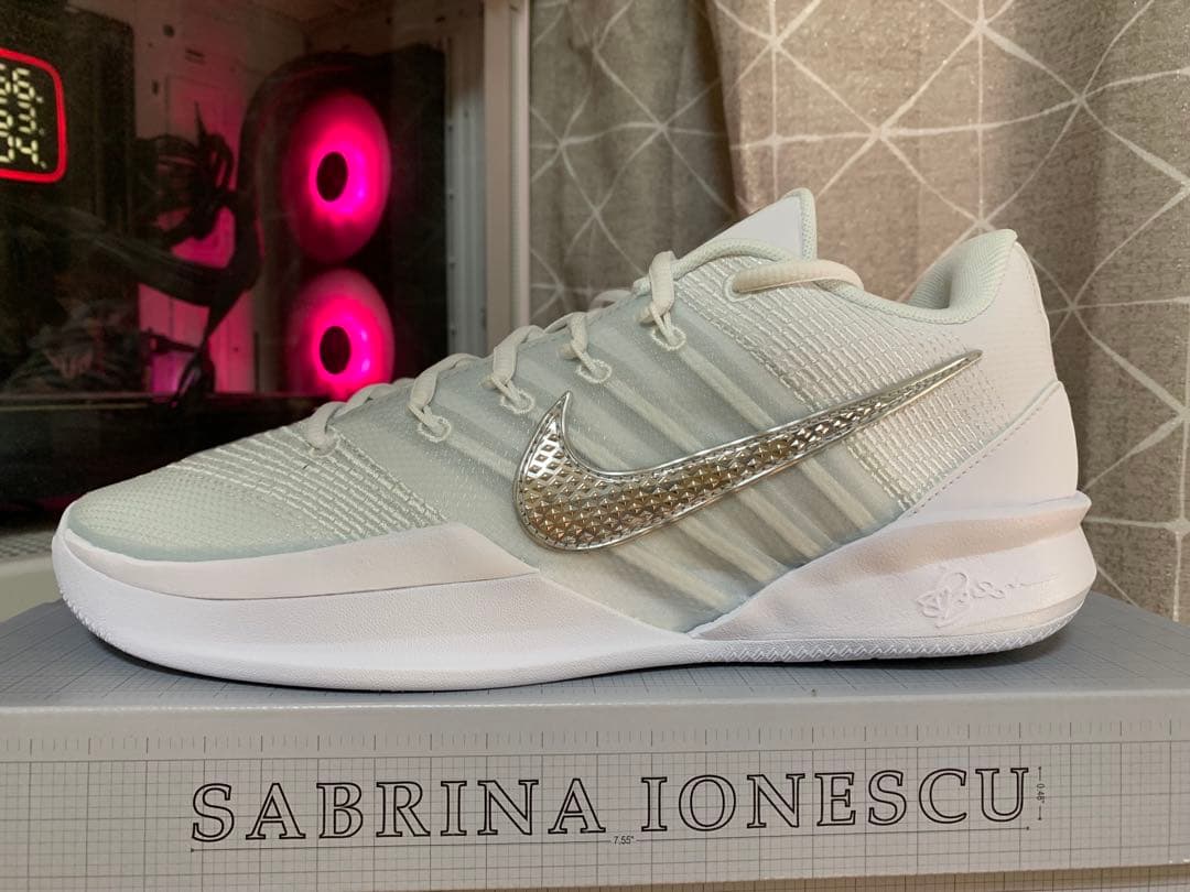 Nike Women's Sabrina 3 White Mint Foam - メルカリ