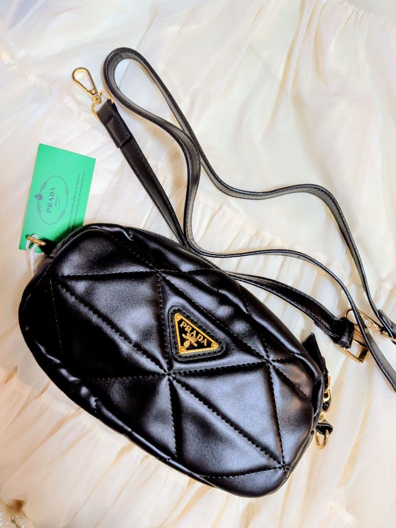 き*う様 希少、未使用☺️極美品☺️PRADA ブラック キルティング ショルダ 中古・古着通販】PRADA (プラダ) キルティングチェーンバッグ ブラック