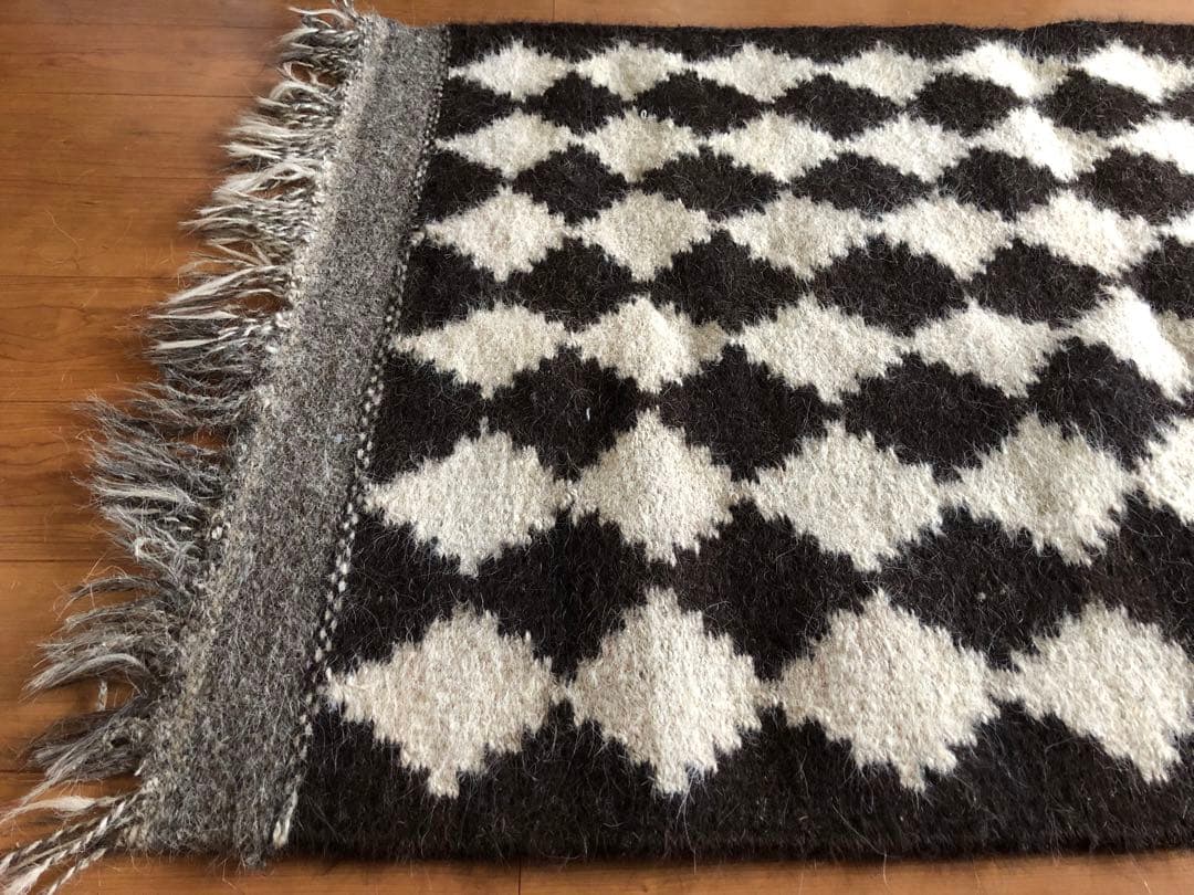 希少・美品 西ヒマラヤのヤクの手織ラグ　約95×166cm サヤンサヤン 北欧風 シャギーラグ 80x150 アクセント ラグ ウィルトン