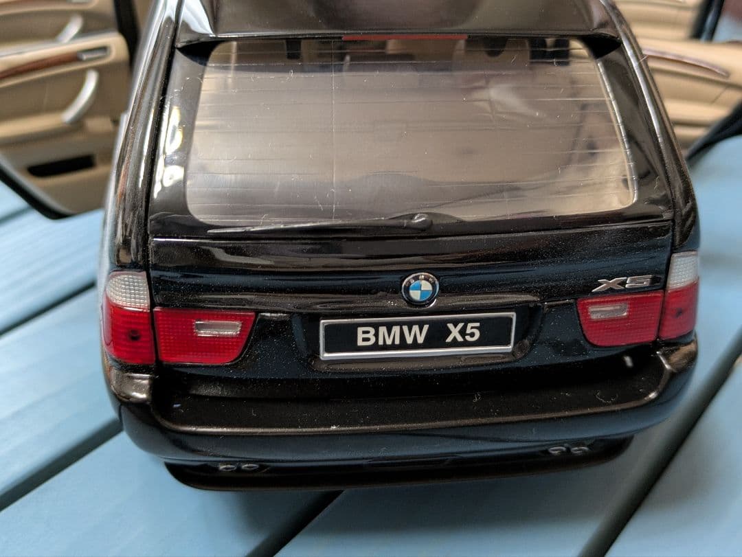 京商  X5 4.4i ミニカー　1:18